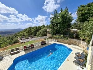 צימרים בצפון עם בריכה פרטית